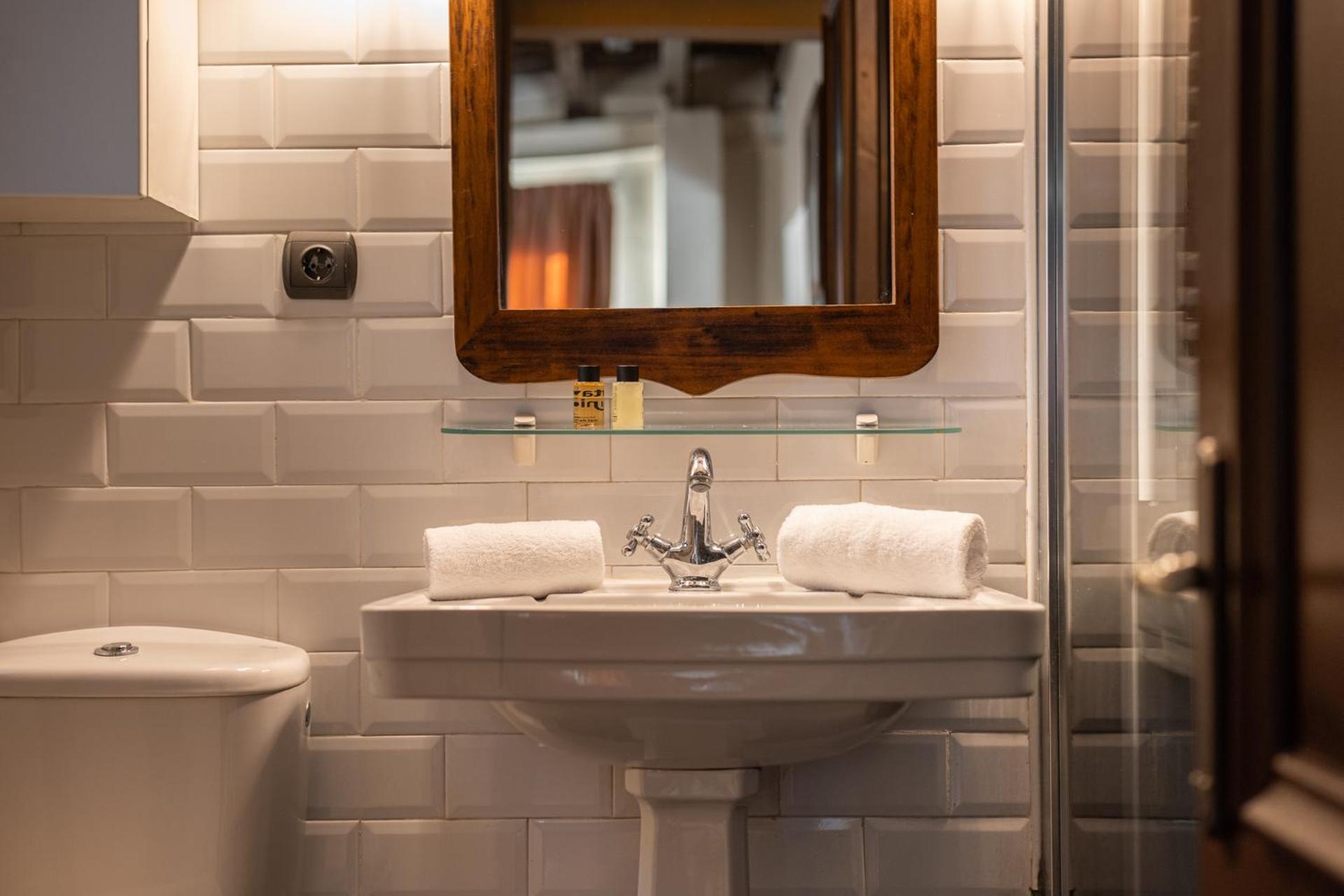 Stay U-Nique Apartments Pou บาร์เซโลนา ภายนอก รูปภาพ